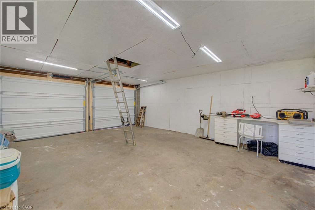 17 DANIEL Avenue - 50