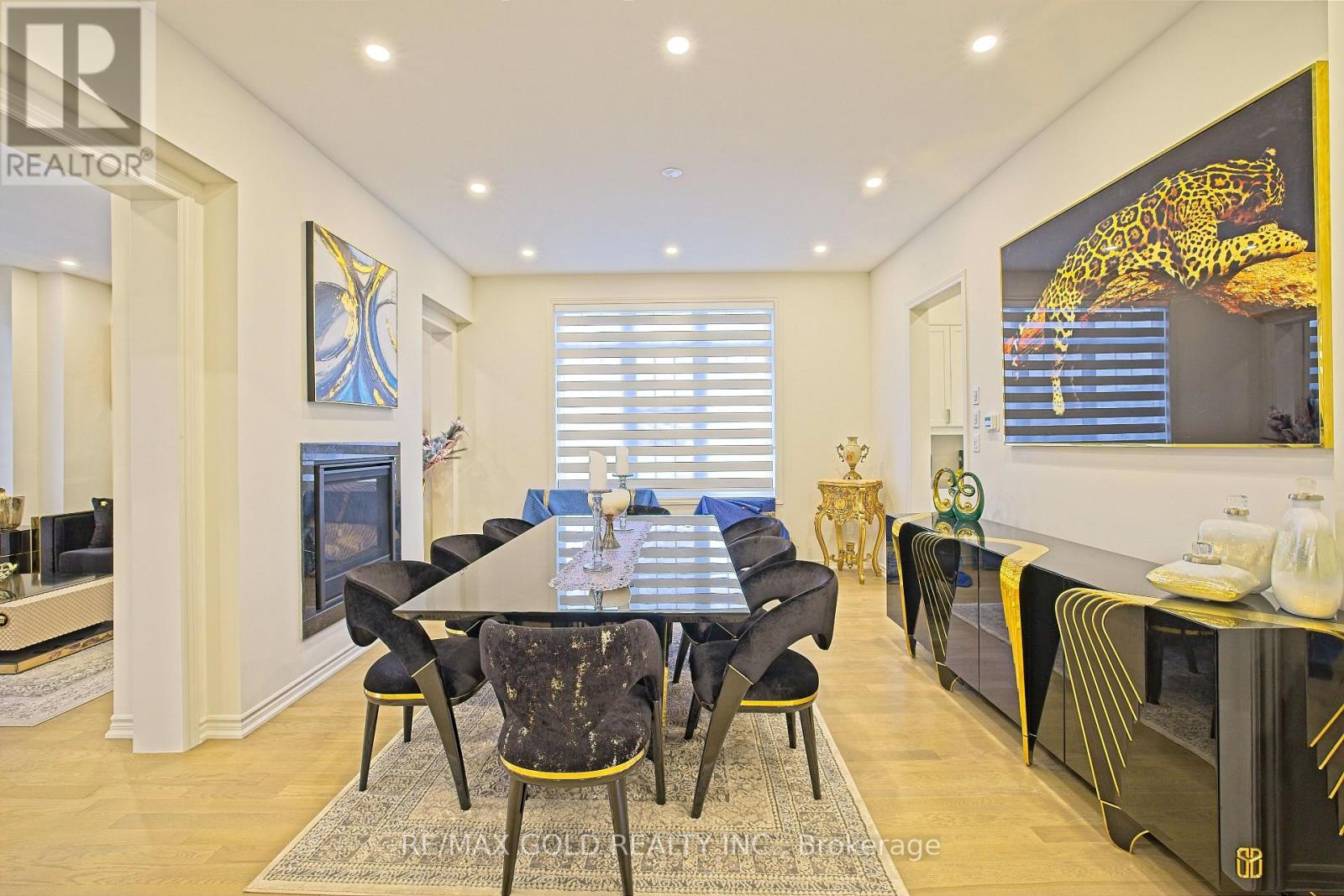 19 MARIGOLD BOULEVARD - 11
