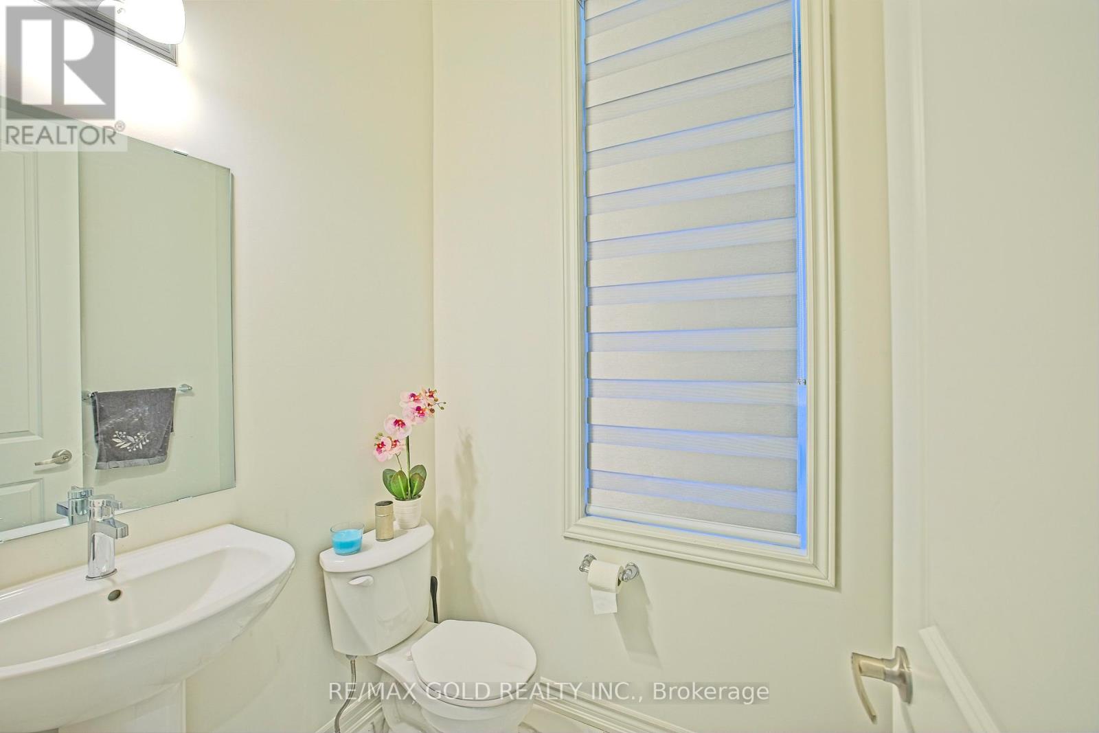 19 MARIGOLD BOULEVARD - 13