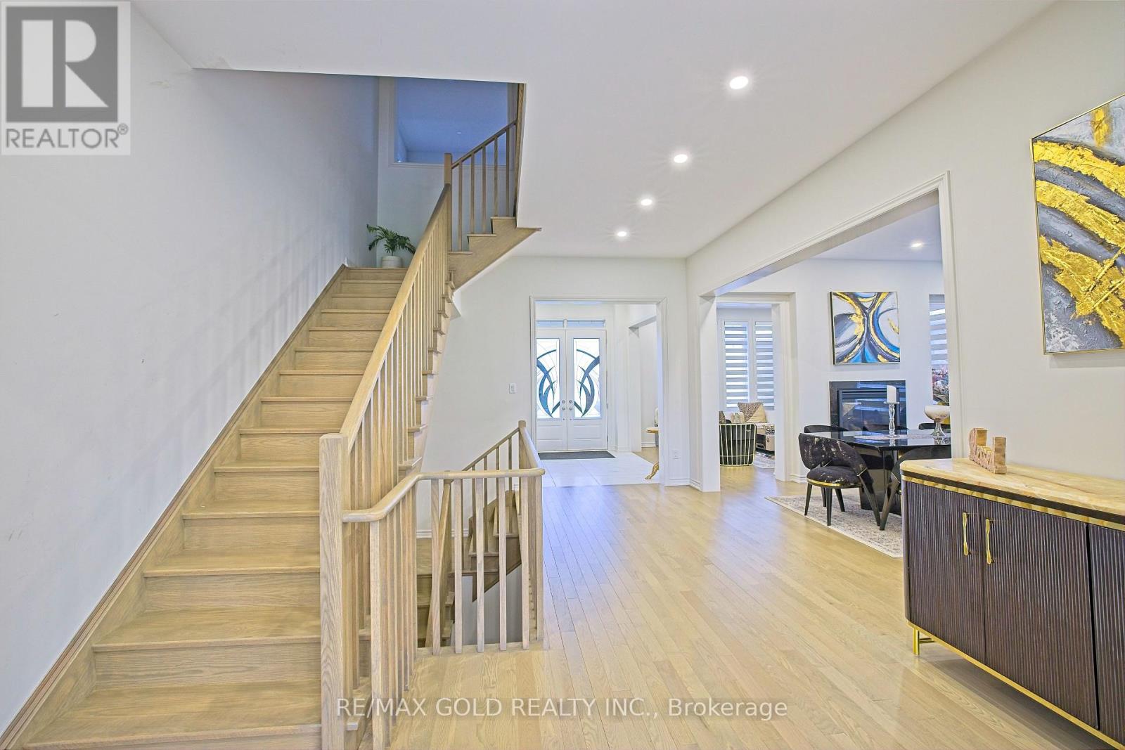19 MARIGOLD BOULEVARD - 26