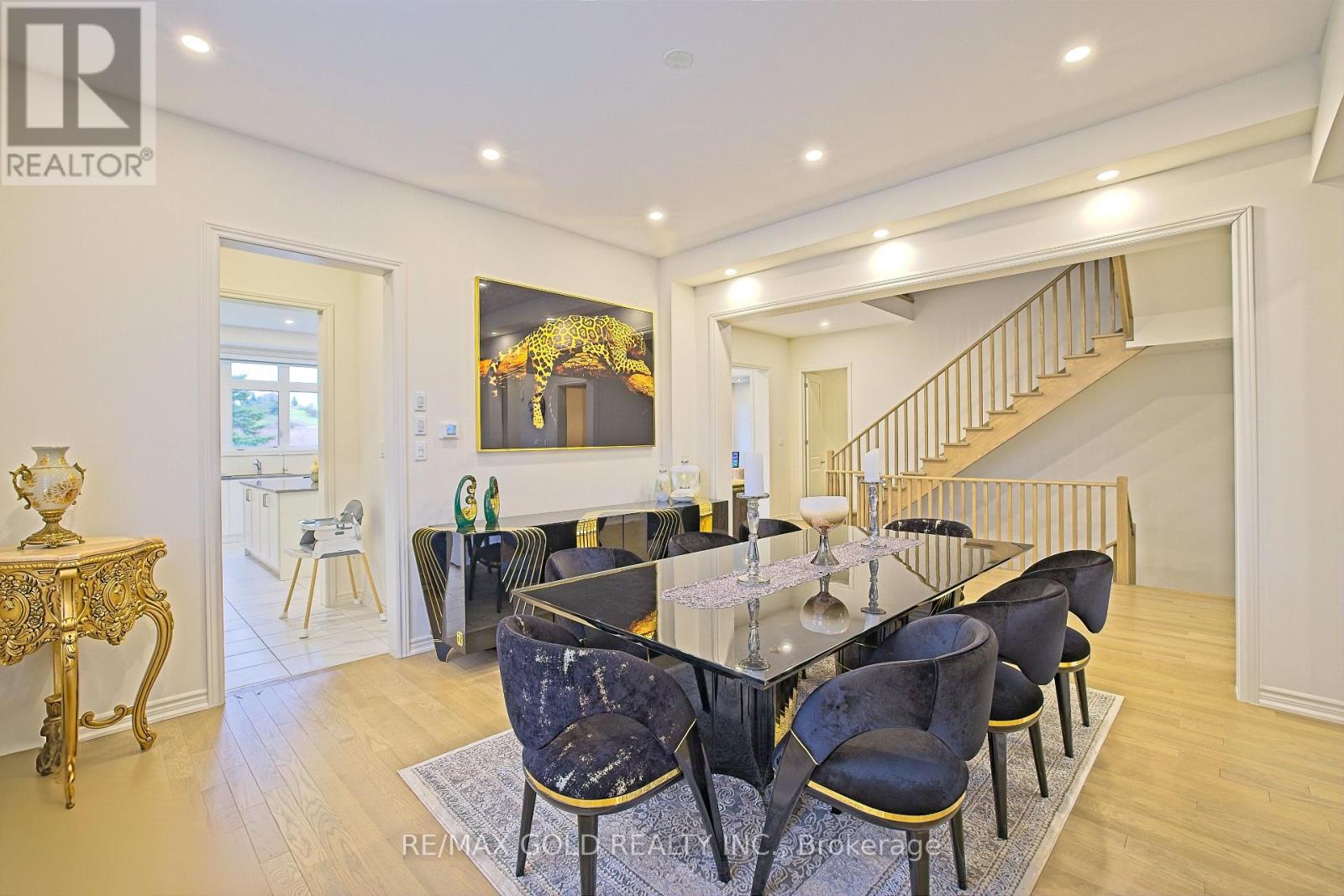 19 MARIGOLD BOULEVARD - 9