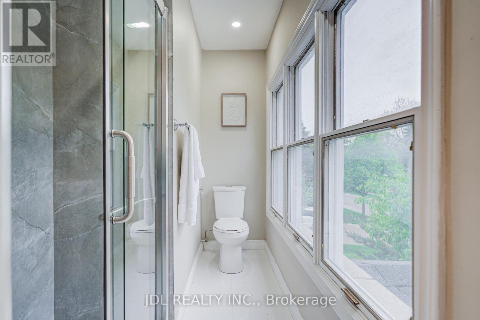 22 HILLHOLM BOULEVARD - 41