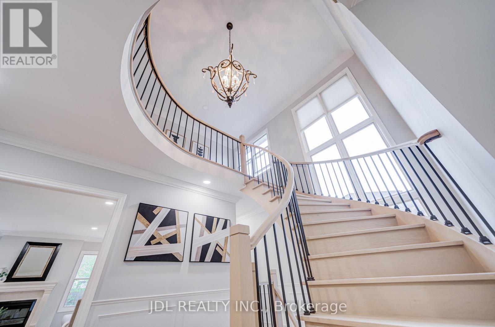 22 HILLHOLM BOULEVARD - 9
