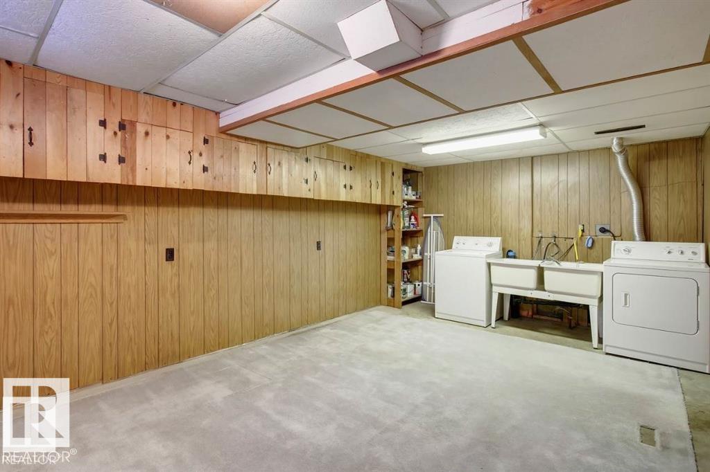 10688 Beaumaris RD NW - 43