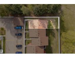 10688 Beaumaris Rd Nw, Edmonton, AB T5X3N4 Photo 57
