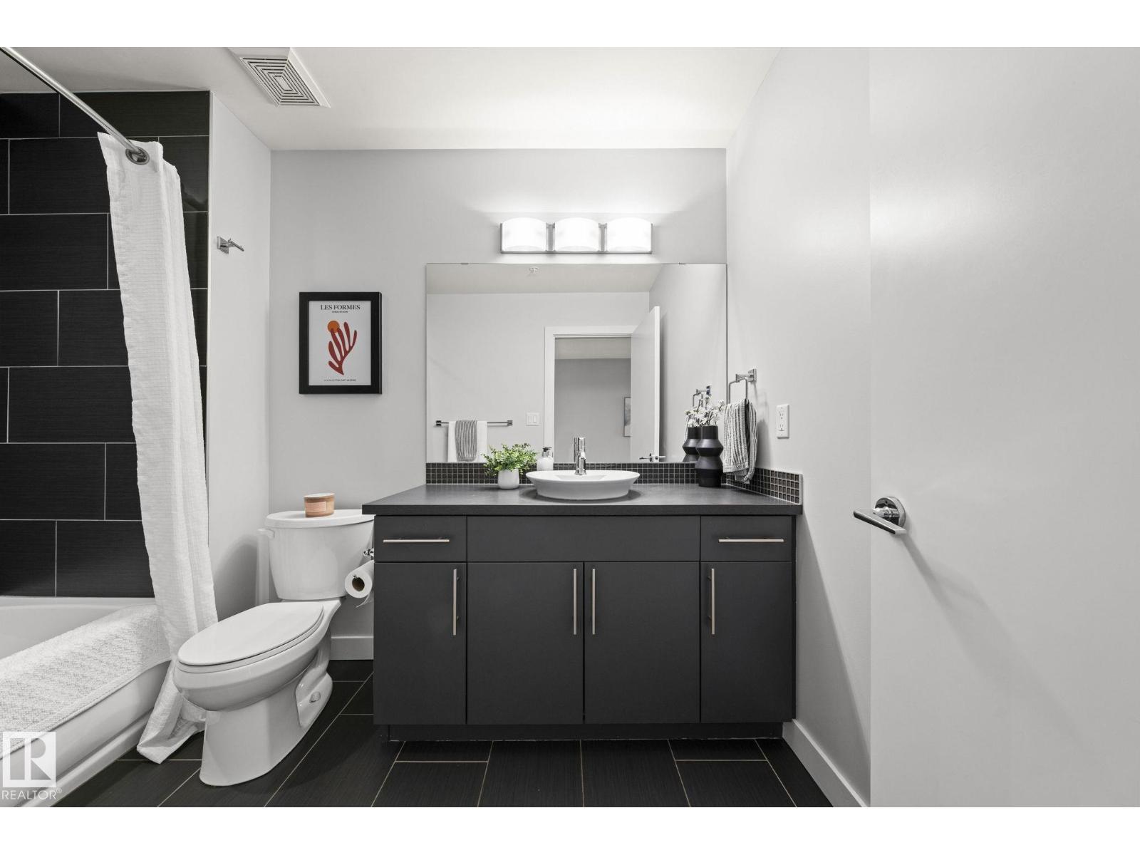 #306 10611 117 ST NW - 13