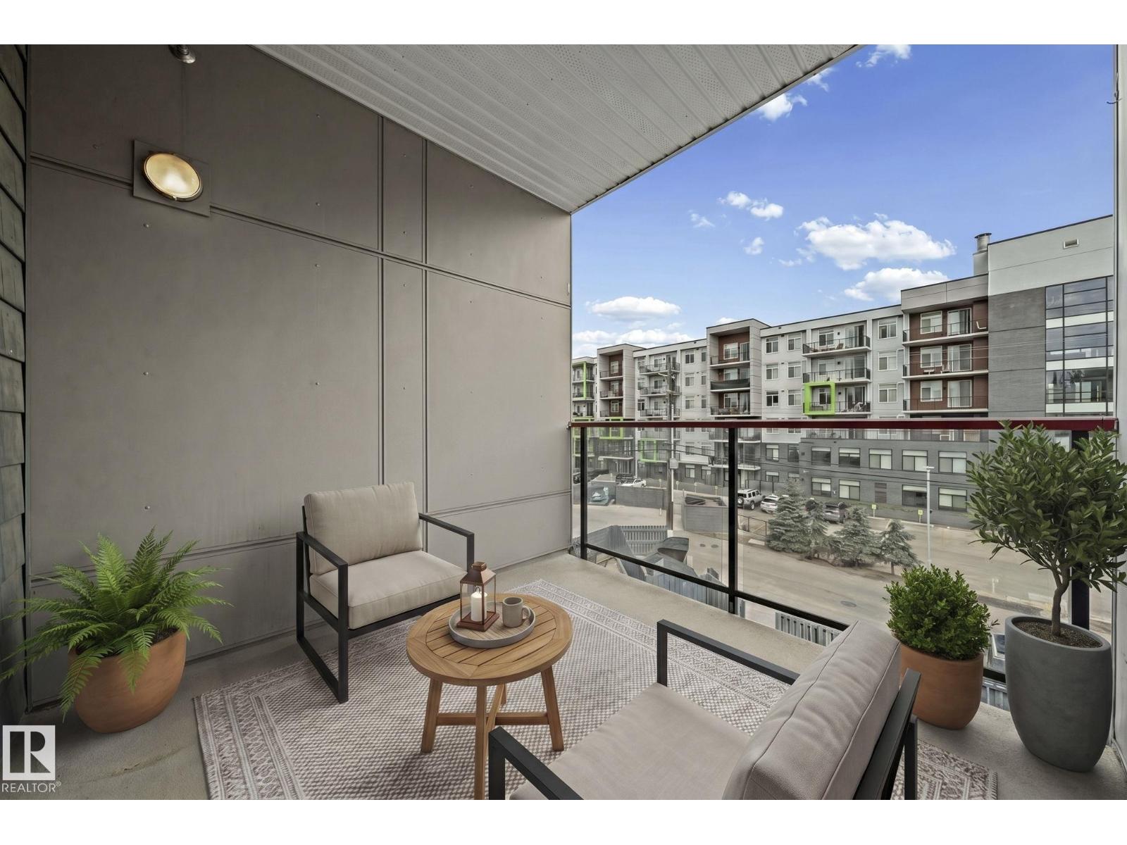 #306 10611 117 ST NW - 18