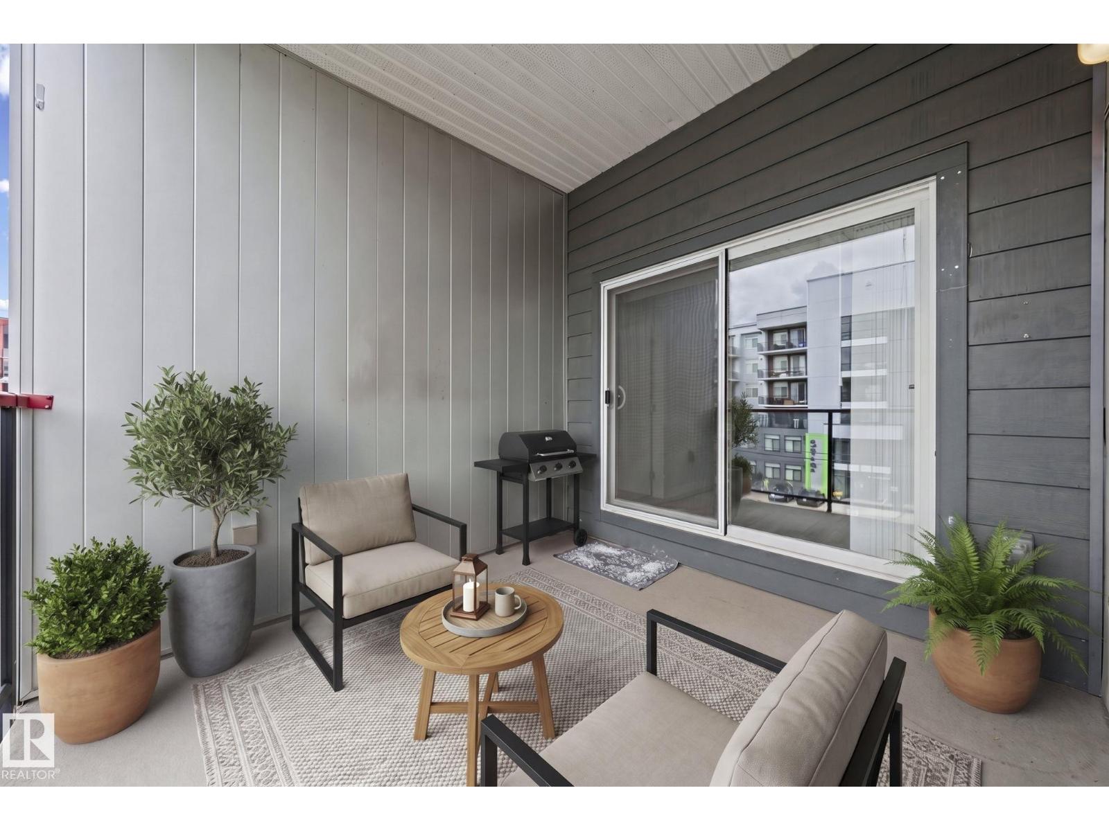 #306 10611 117 ST NW - 19
