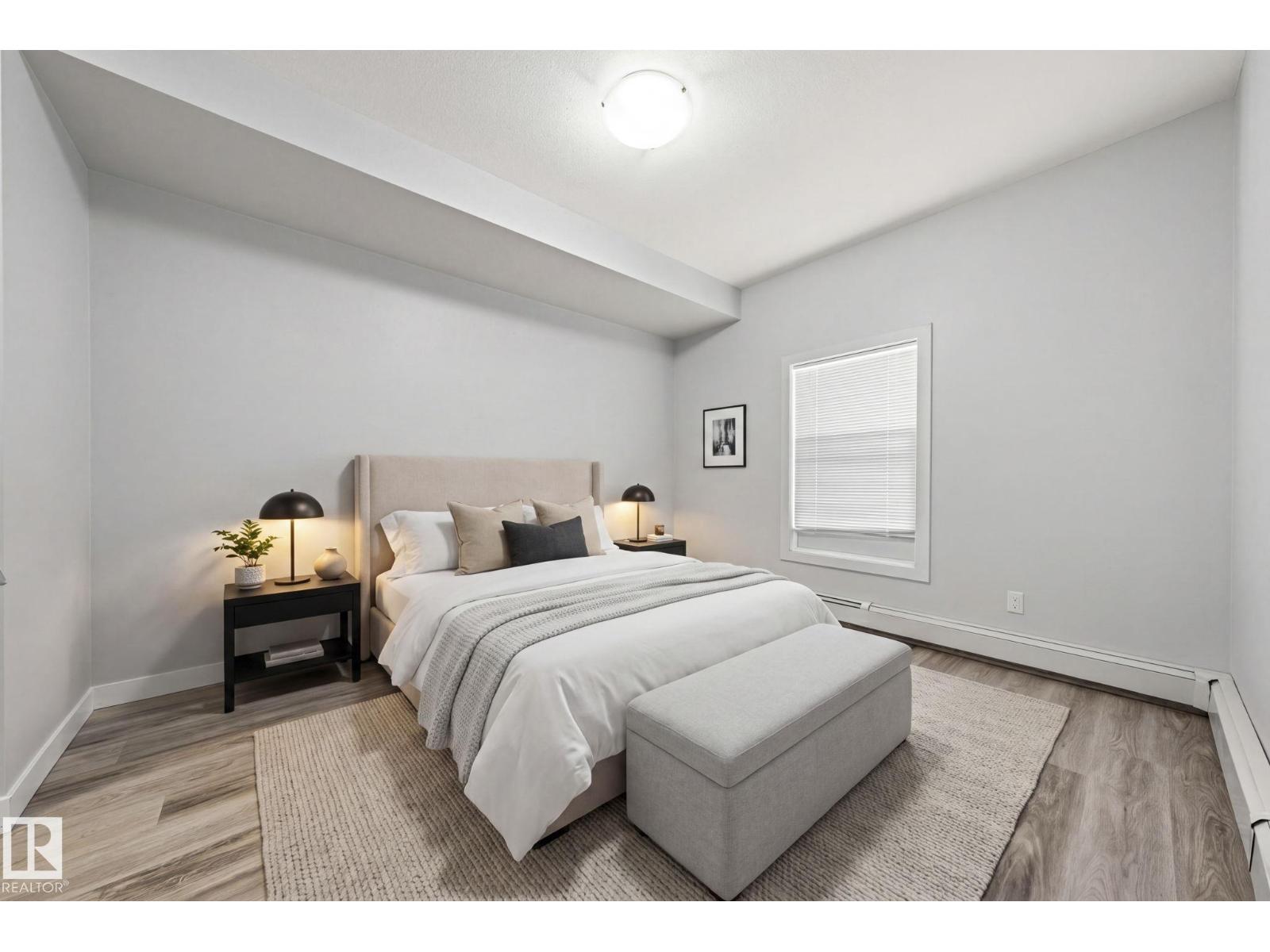 #306 10611 117 ST NW - 26