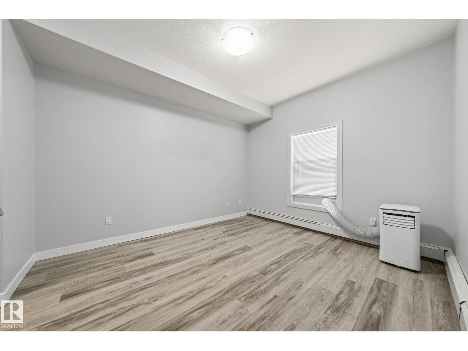 #306 10611 117 ST NW - 27