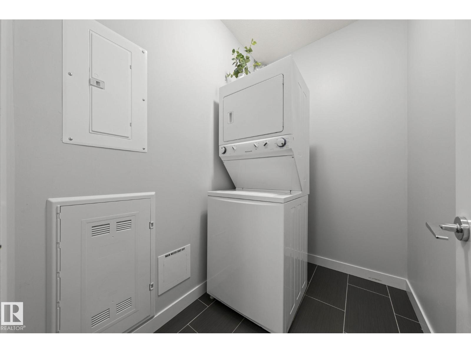 #306 10611 117 ST NW - 7