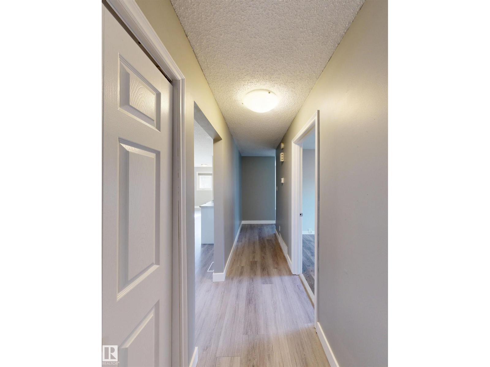 4243 74 ST NW - 19