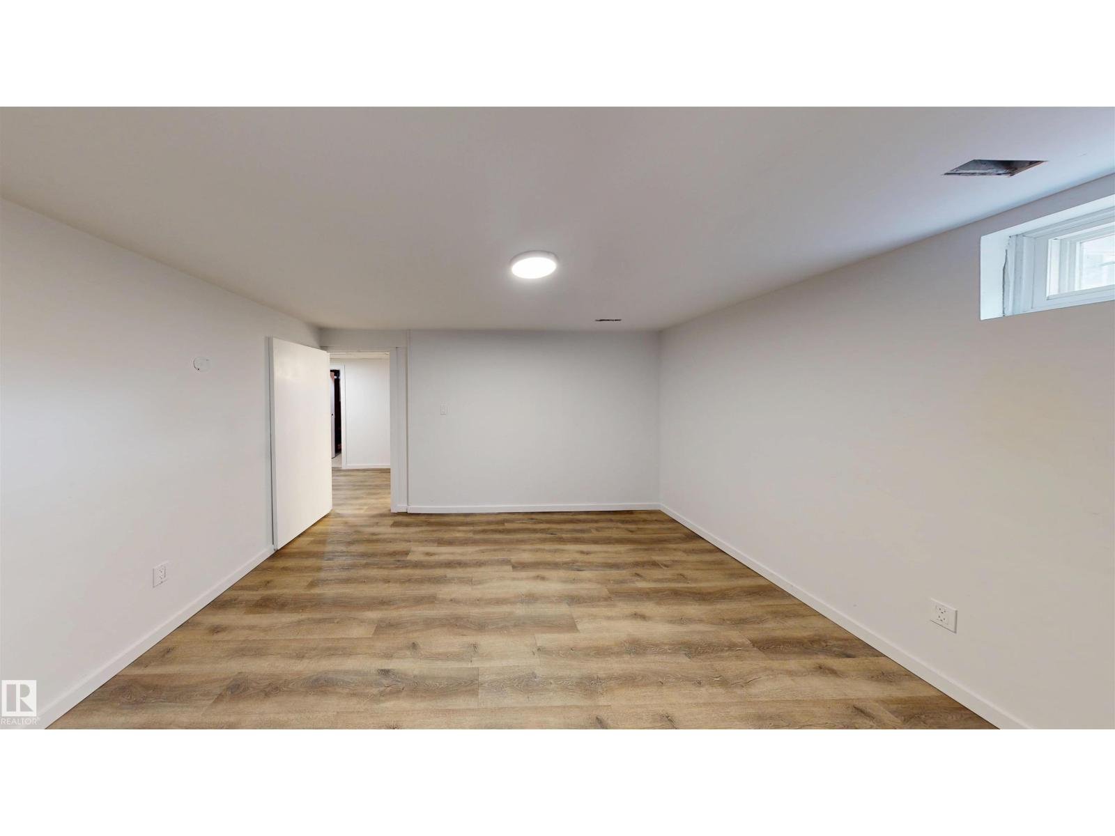 4243 74 ST NW - 27