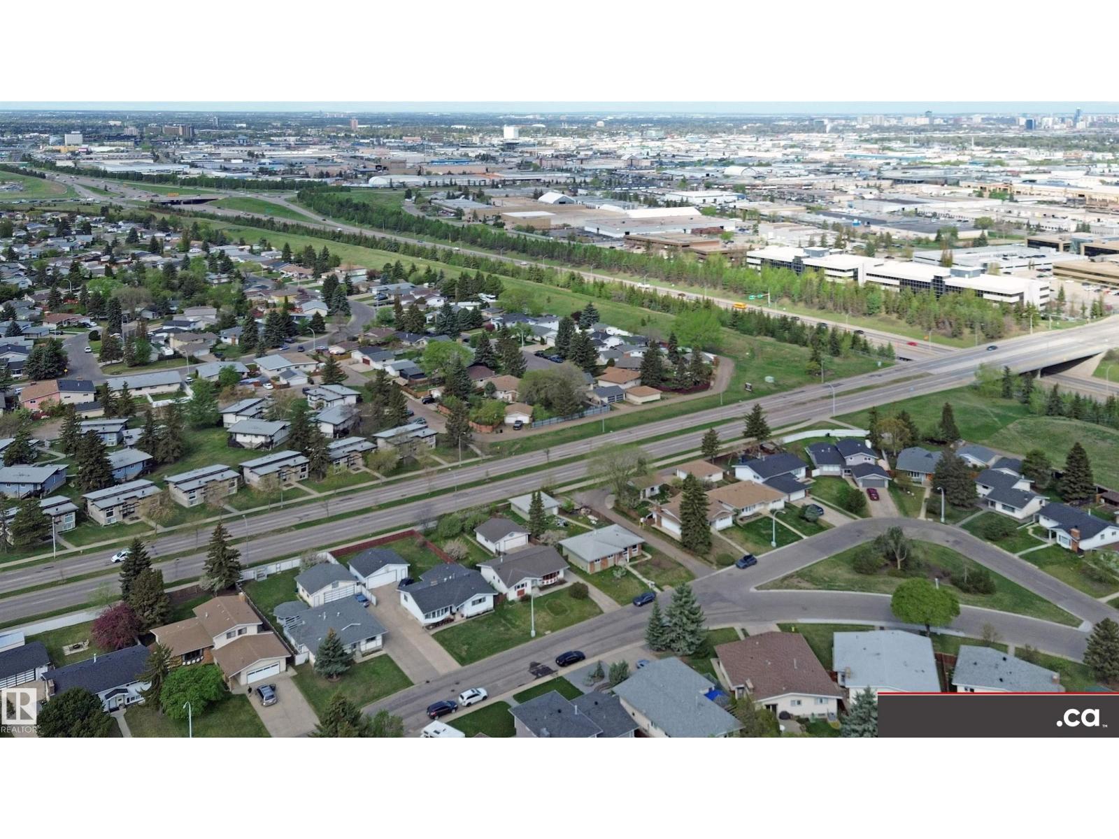 4243 74 ST NW - 62