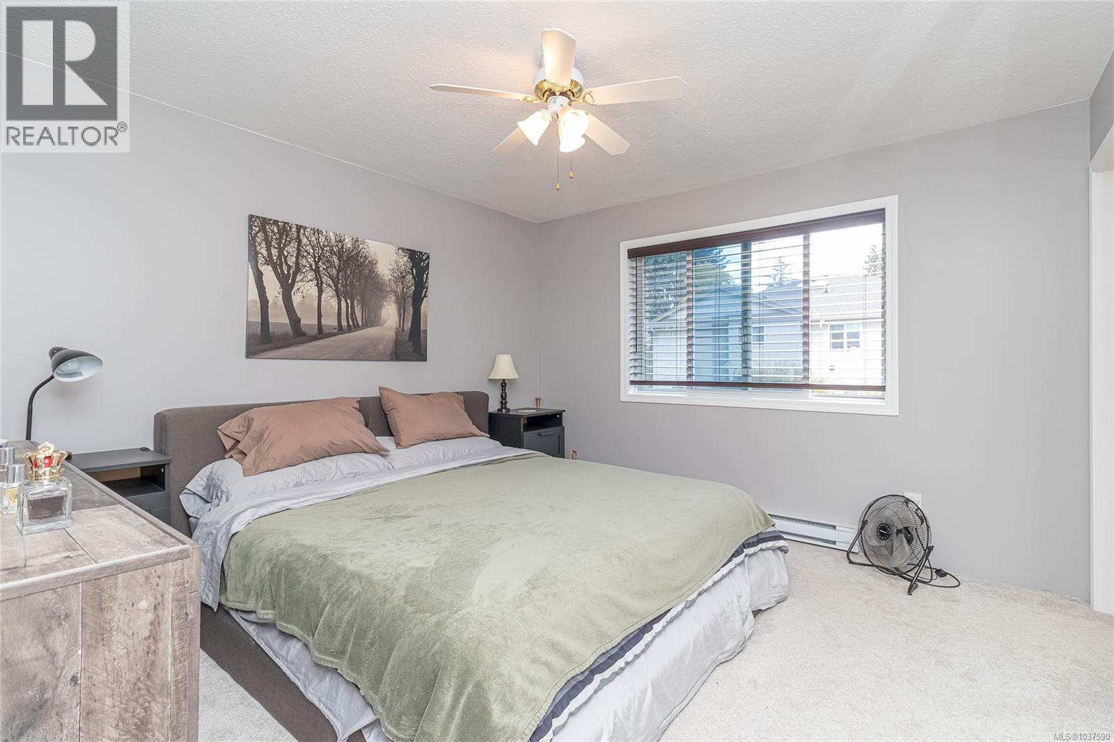 5536 Ventura Dr - 28