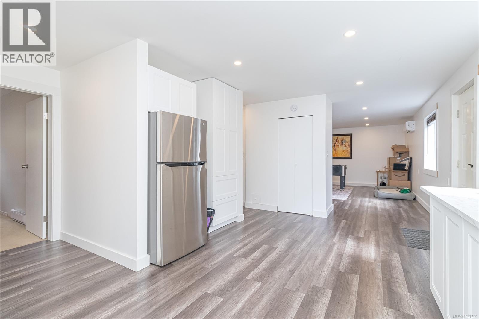 5536 Ventura Dr - 52