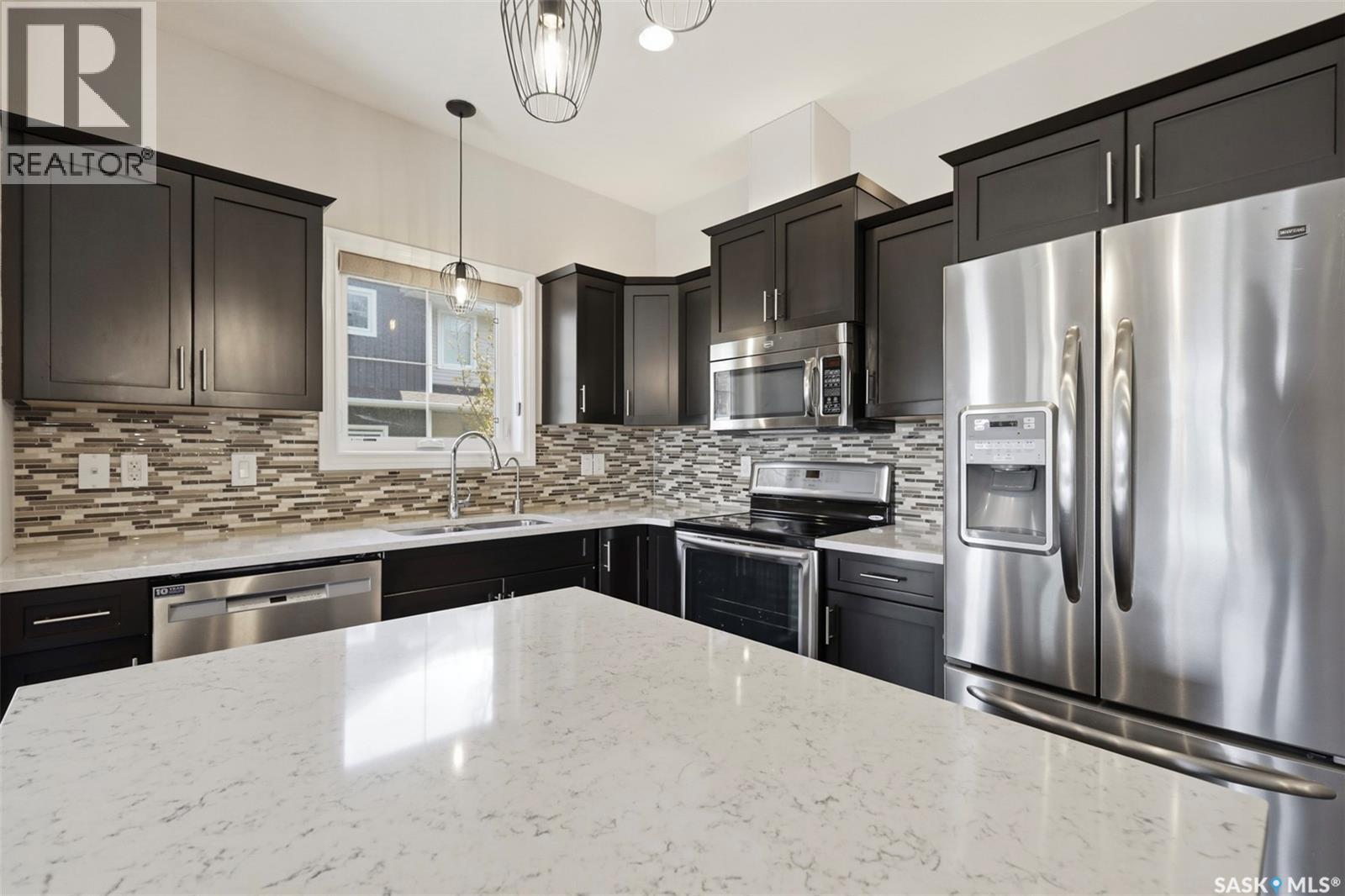 #501 315 Zary ROAD - 13