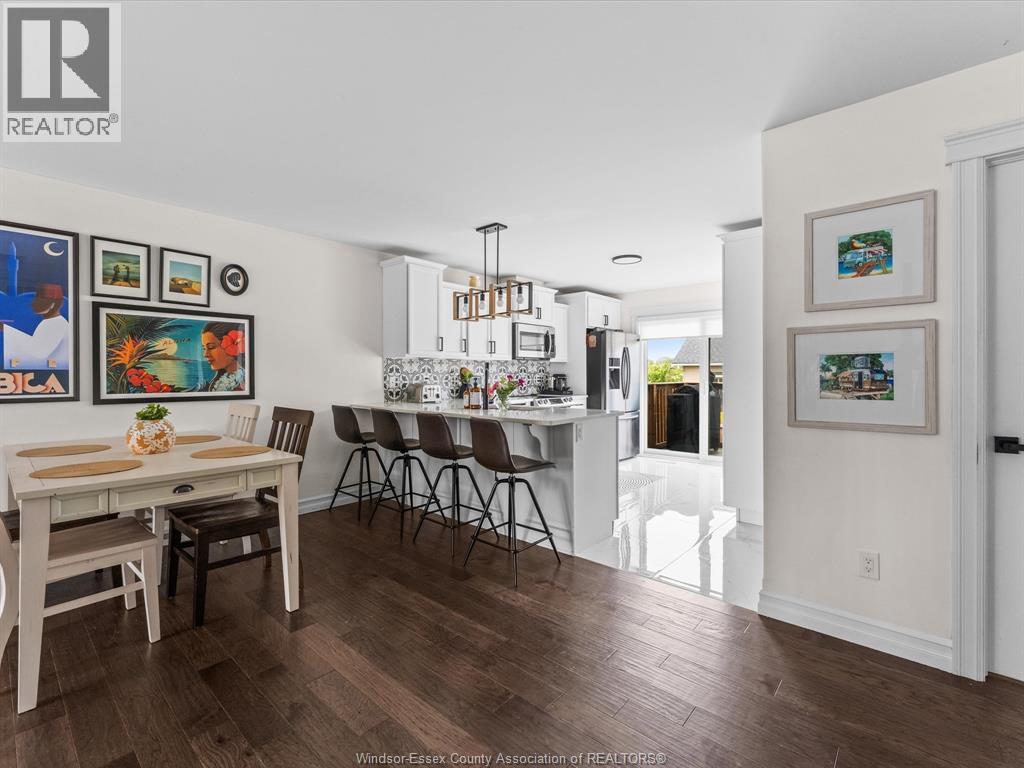 210 Adams AVENUE - 4