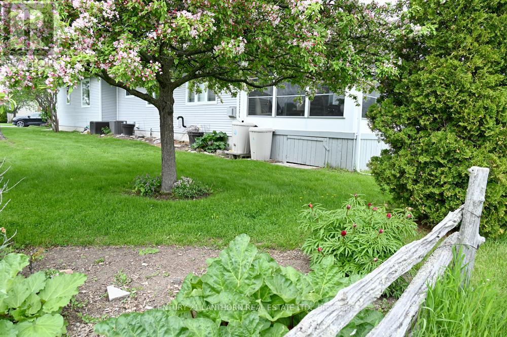 18 CRETNEY DRIVE S - 5