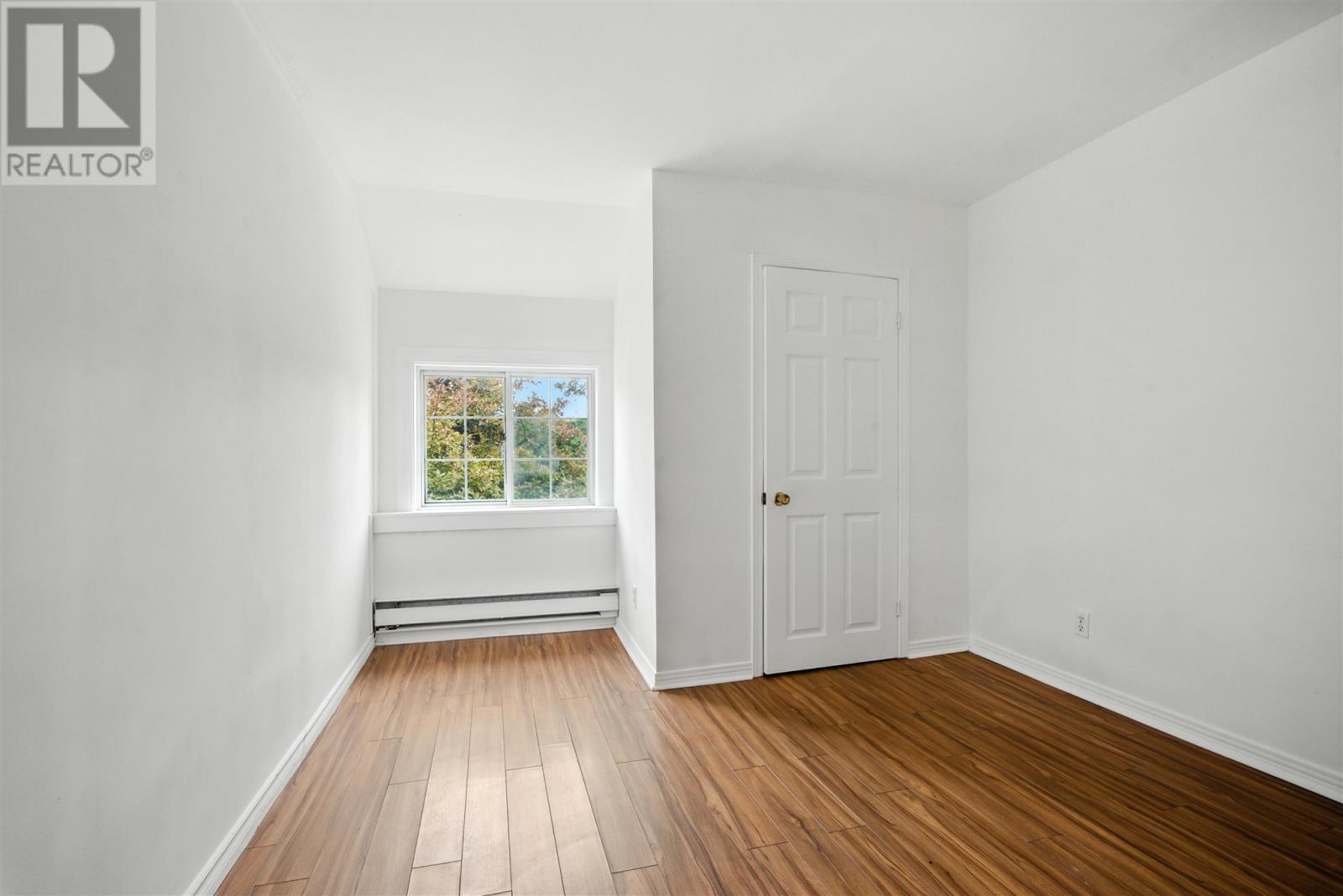 191 Pim ST - 34