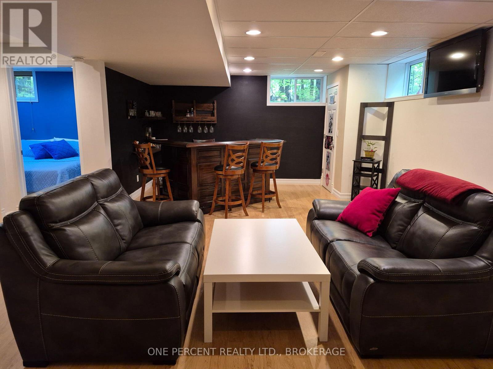 1577 NORWAY ROAD - 33