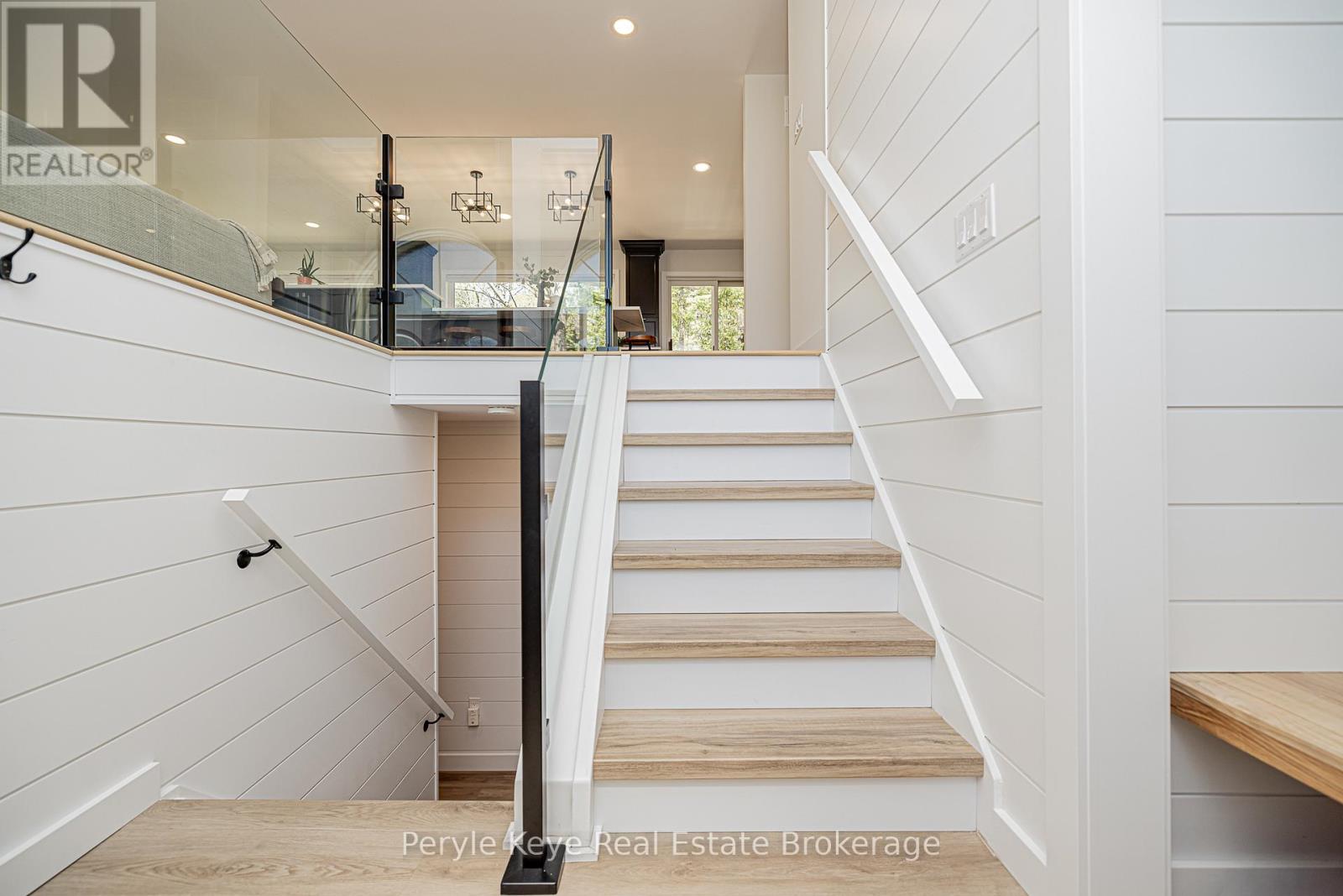 62 GLENDALE ROAD - 22