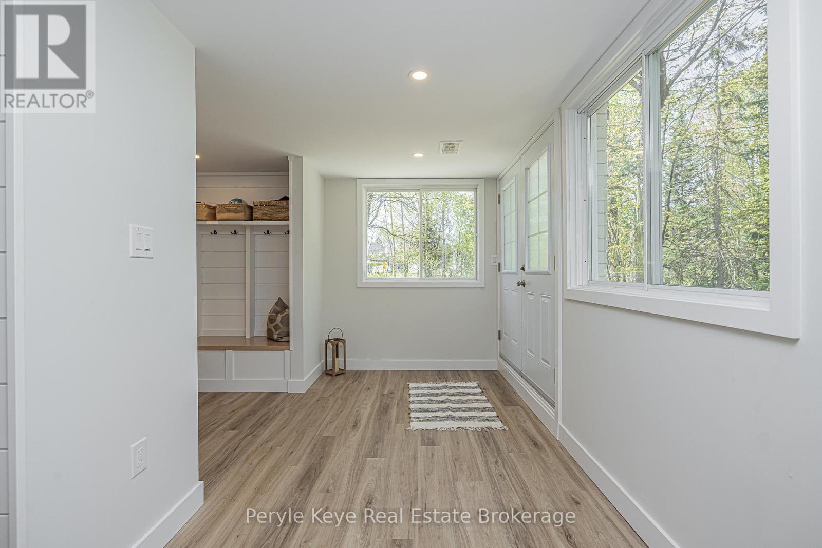 62 GLENDALE ROAD - 32