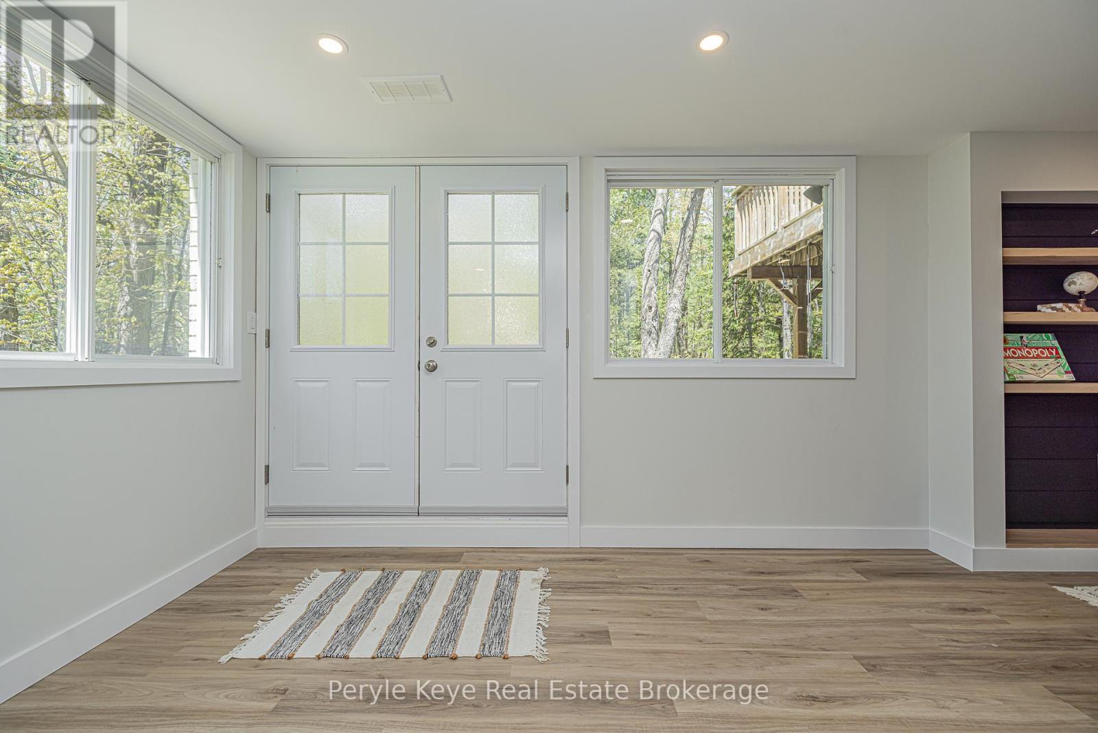 62 GLENDALE ROAD - 34