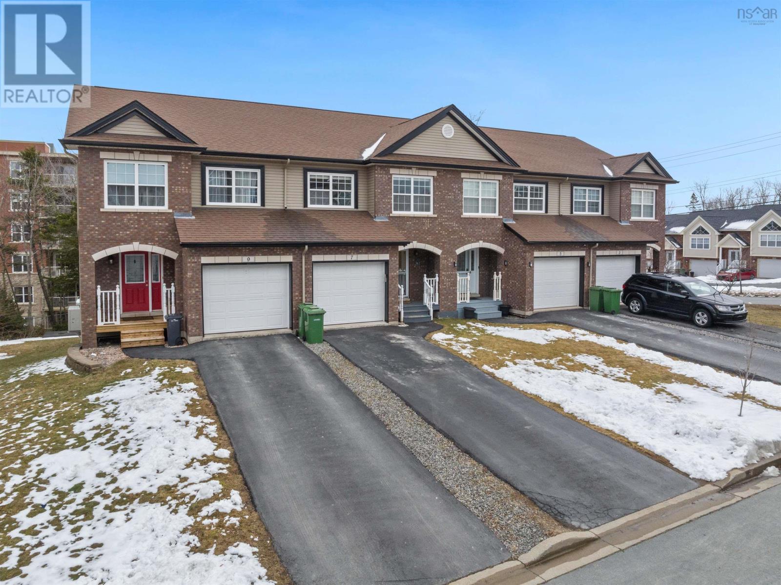 7 Morningfield Lane - 2