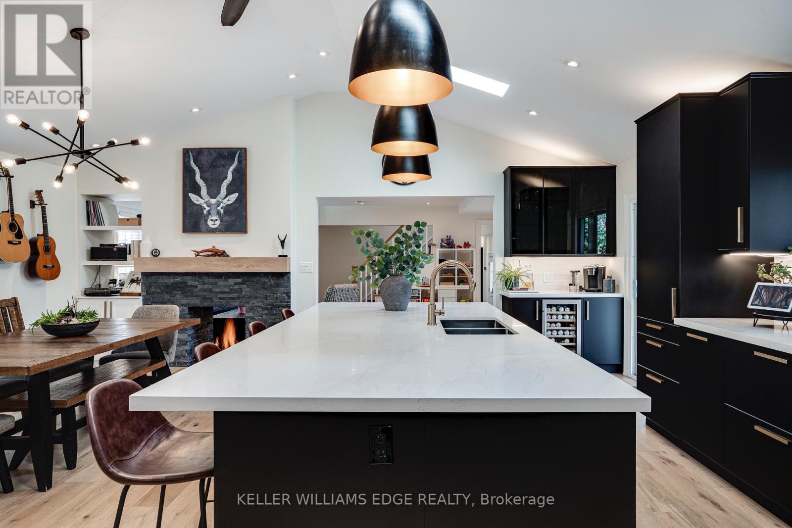 3322 REGIONAL ROAD - 11