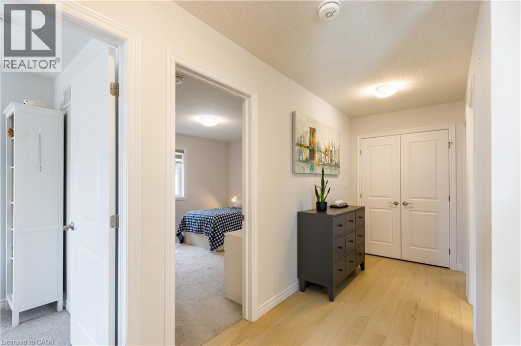 581 DOONWOODS Crescent - 28