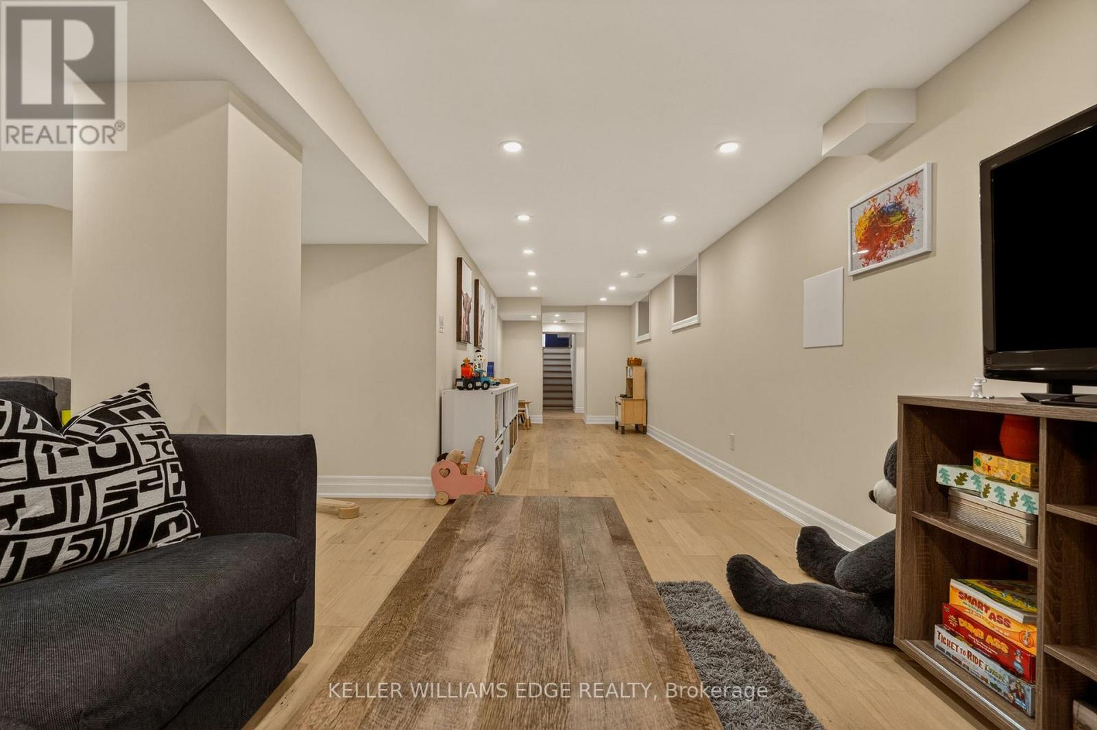 3322 REGIONAL ROAD - 39