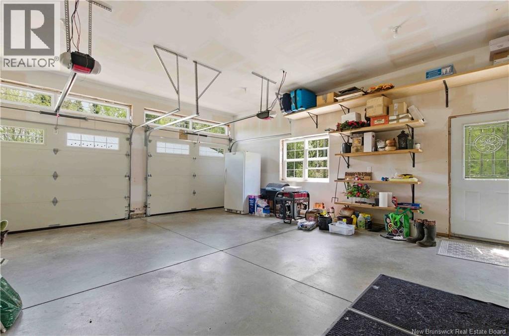 75 Lyndsay Lane - 35