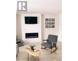 8 Walnut Street thumbnail 4