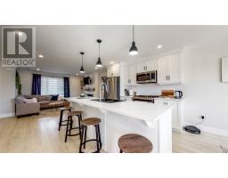 8 Walnut Street thumbnail 6