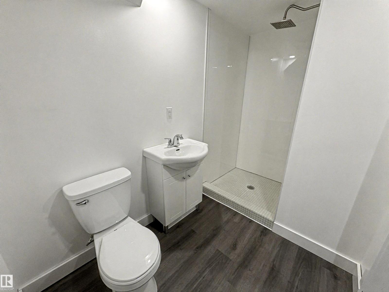 5510 Railway AV — photo 18