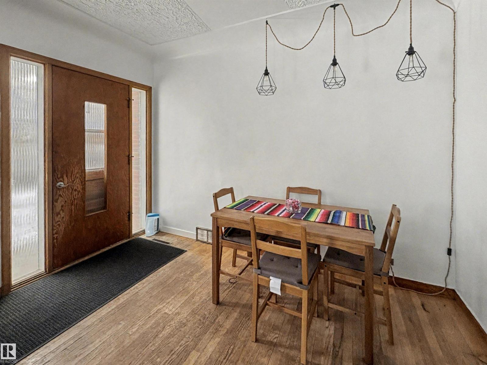 5510 Railway AV - photo 2