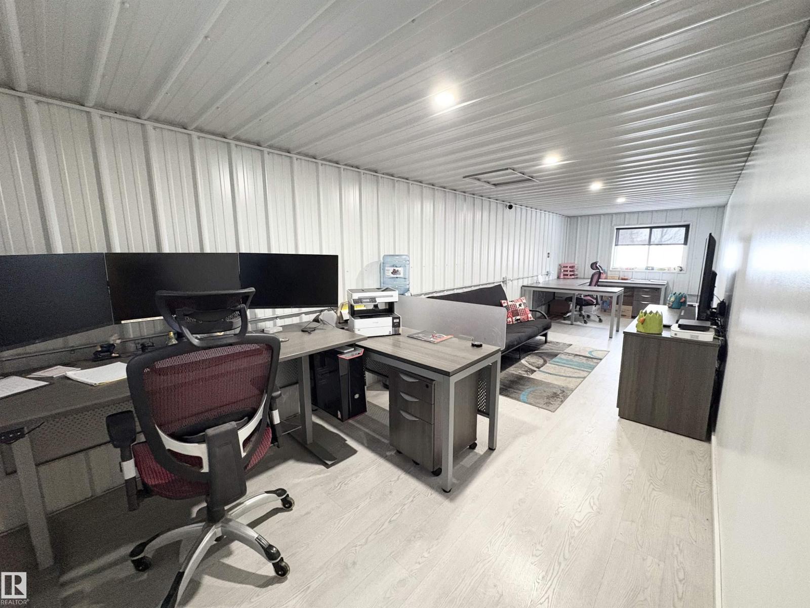 5510 Railway AV — photo 36