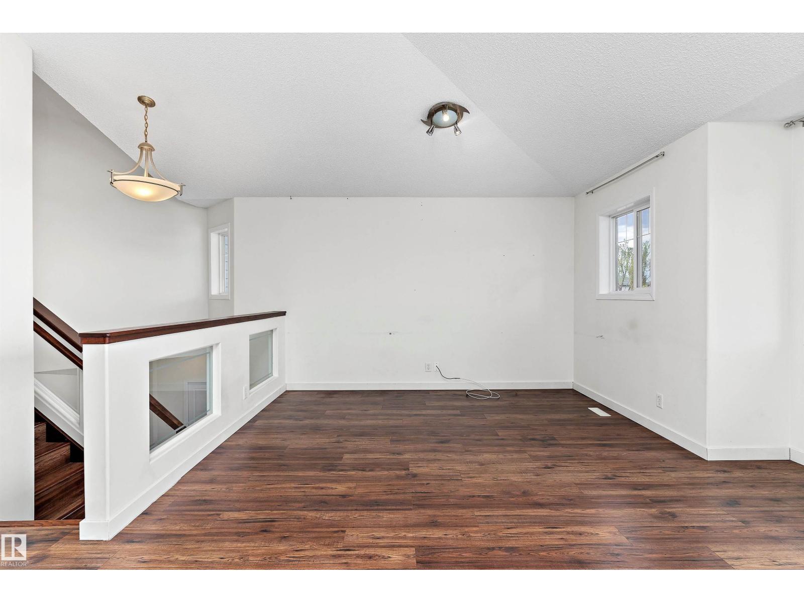 583 Leger WY NW - 16