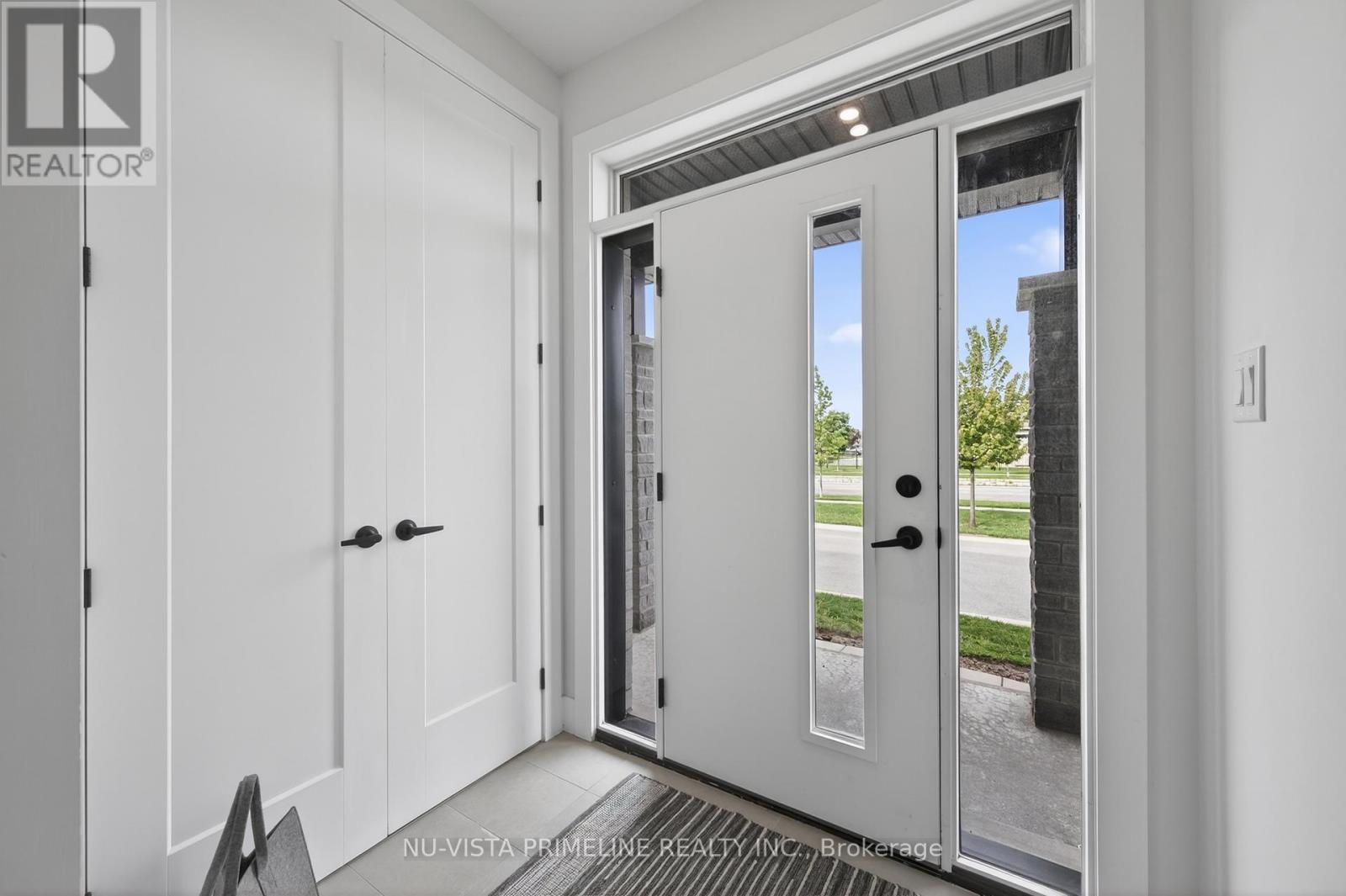 #16 1570 CORONATION DRIVE - 6