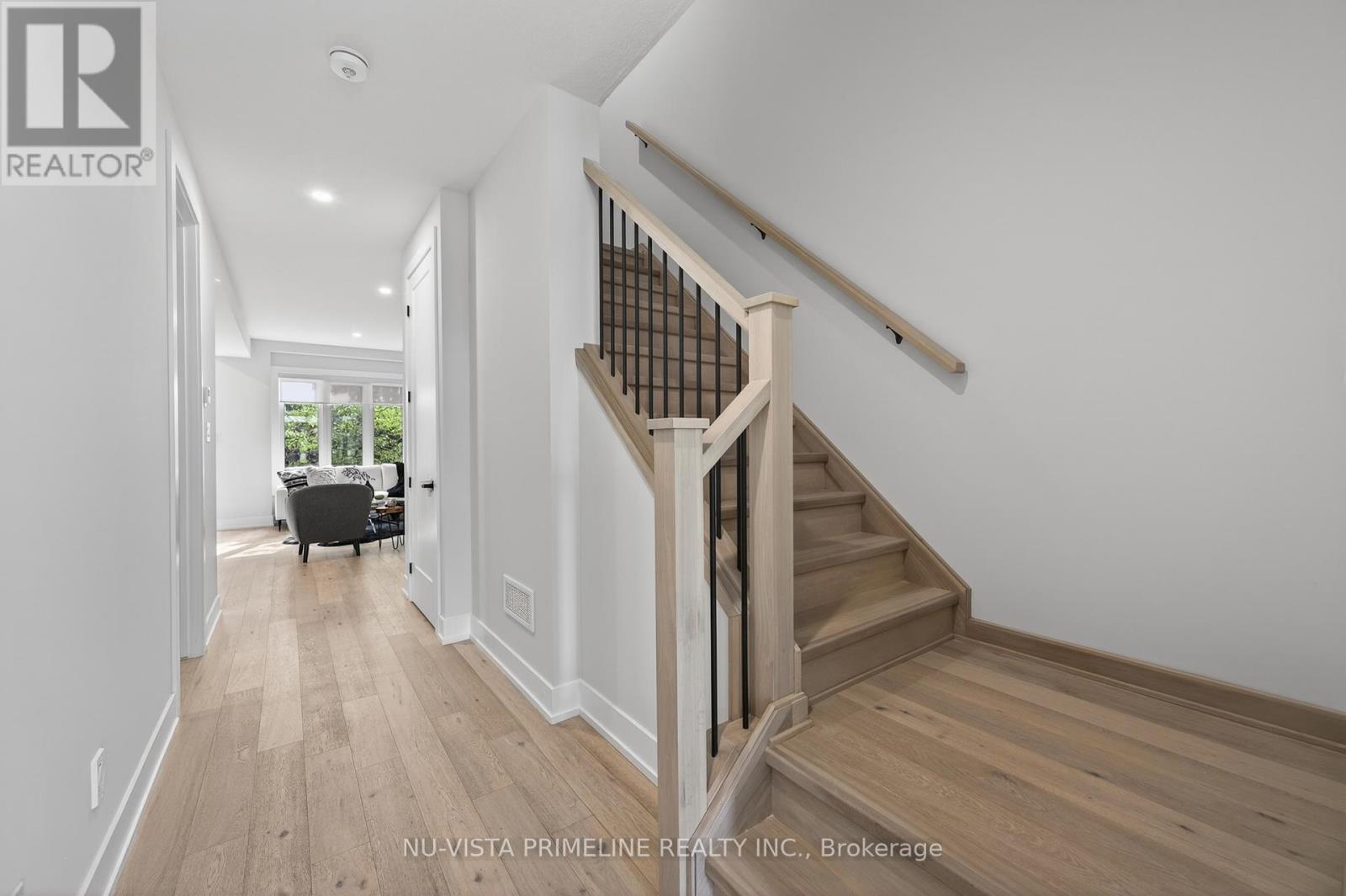 #16 1570 CORONATION DRIVE - 7