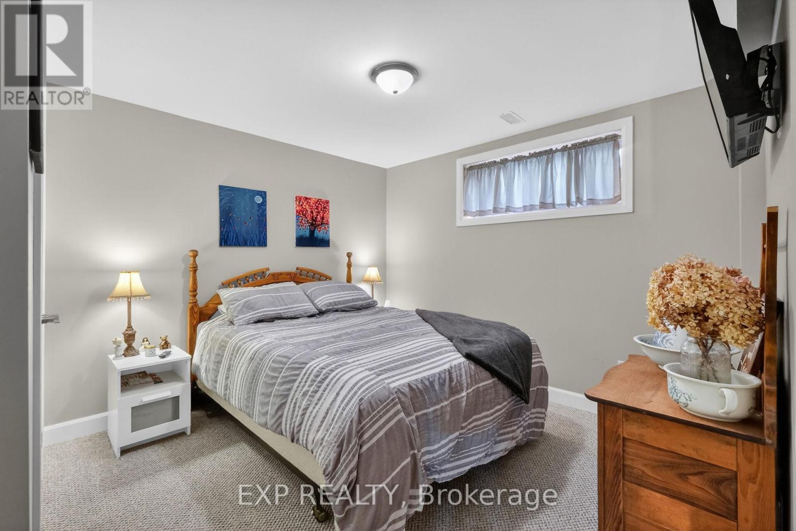450 CENTRAL PARK BOULEVARD - 35