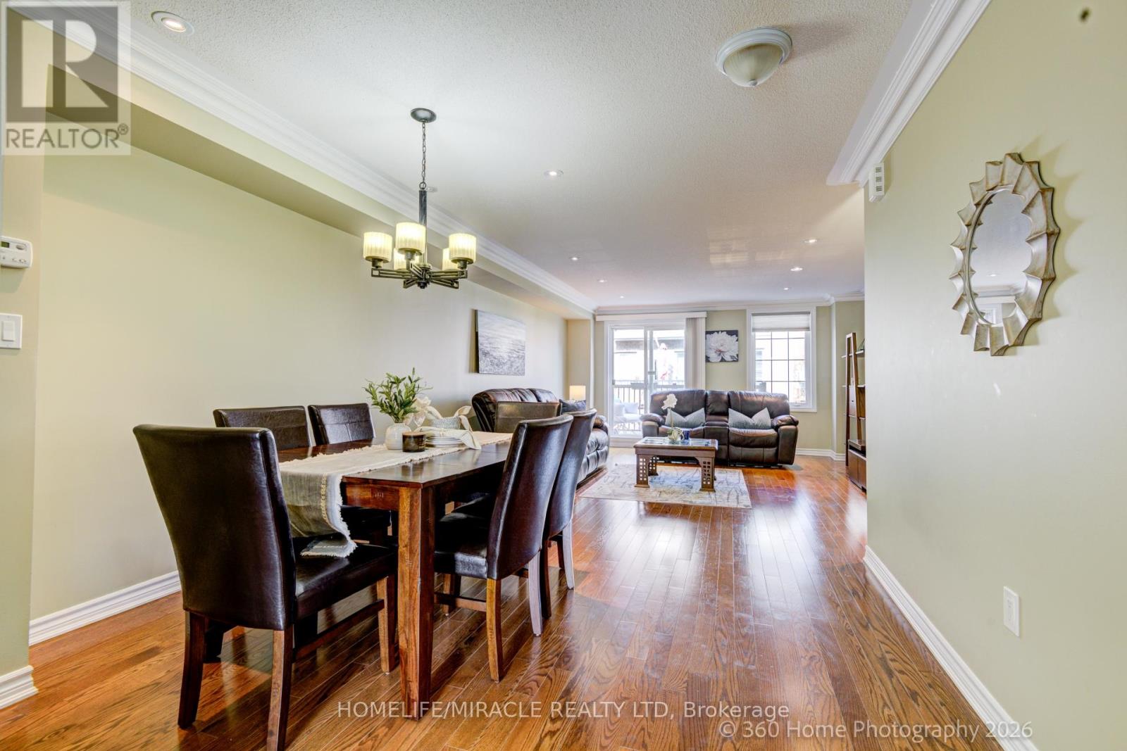 48 STRANGFORD LANE - 10