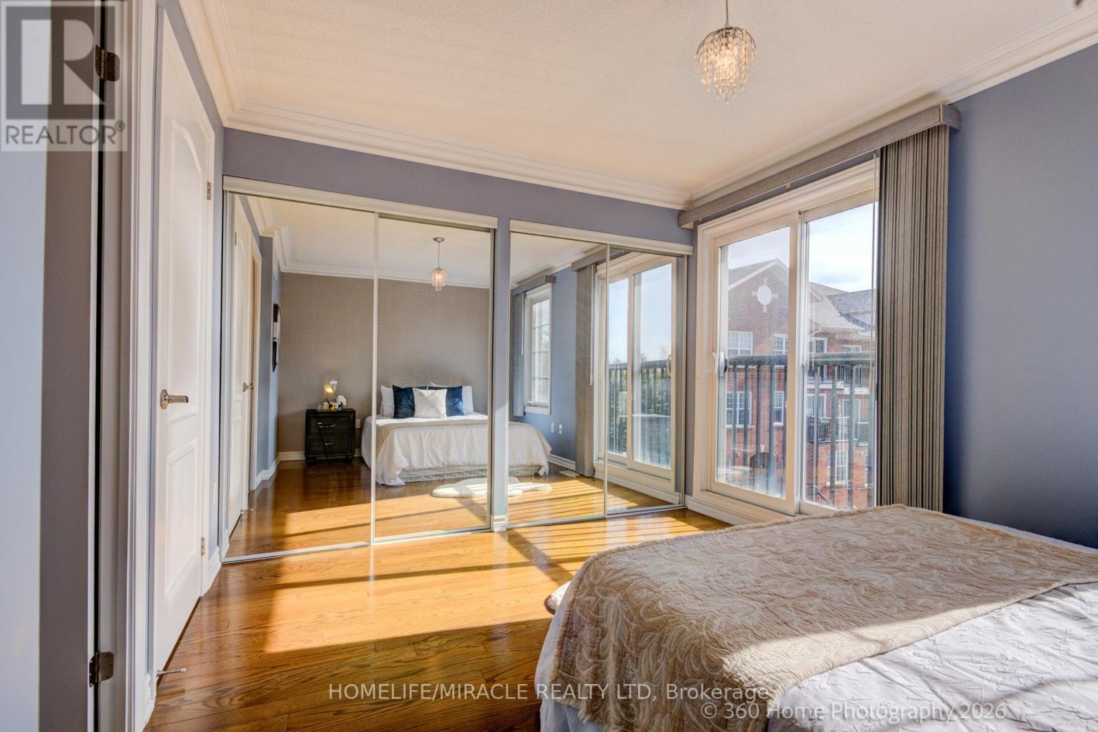 48 STRANGFORD LANE - 16