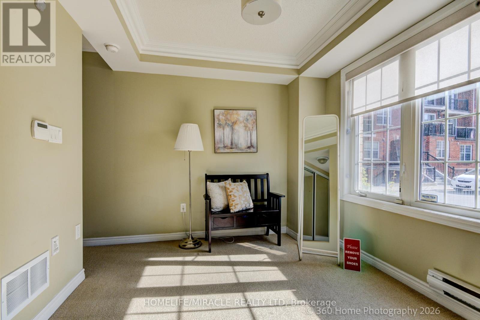 48 STRANGFORD LANE - 5