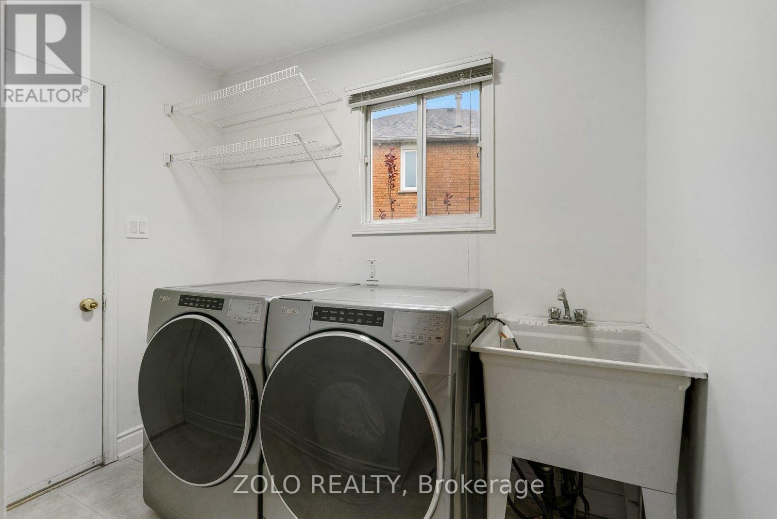 272 ELMAN CRESCENT - 16