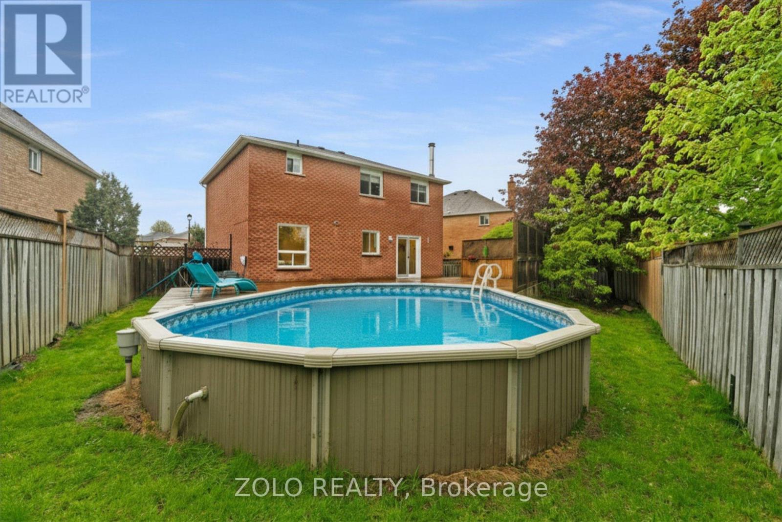 272 ELMAN CRESCENT - 40