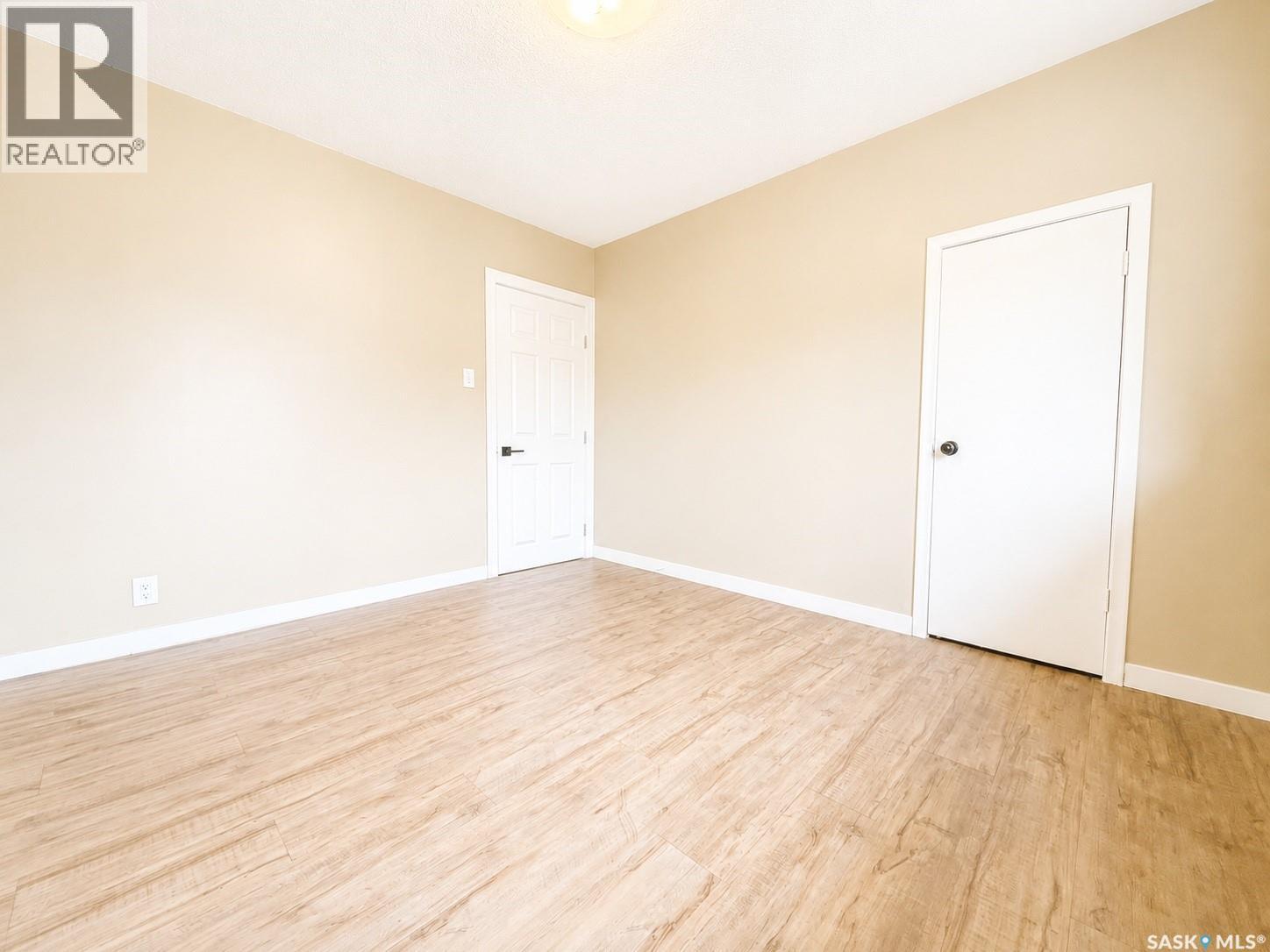 1538 Rupert STREET - 11