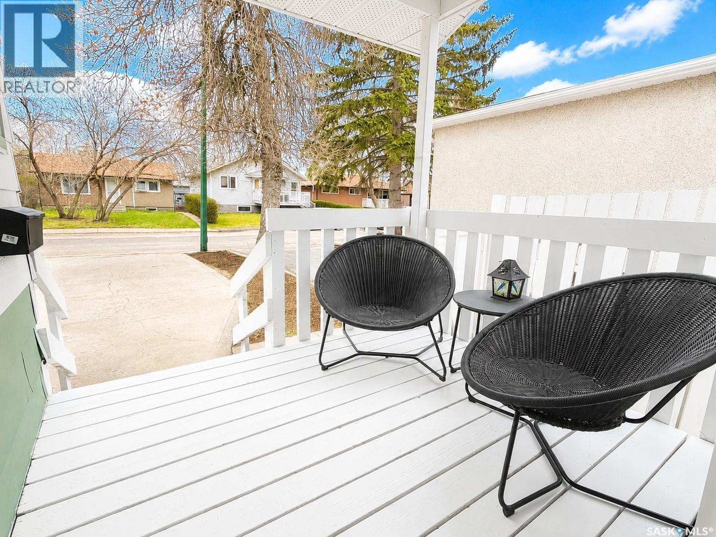 1538 Rupert STREET - 16