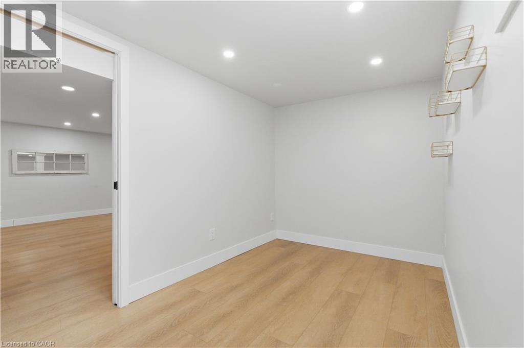 16 BANNISDALE Way - 38